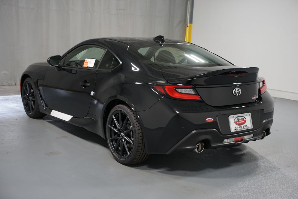 Thumbnail: 2025 Toyota GR86 - 6
