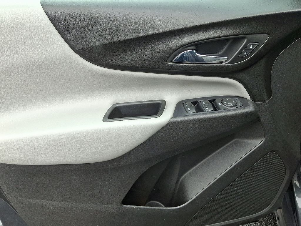 Thumbnail: 2020 Chevrolet Equinox - 13