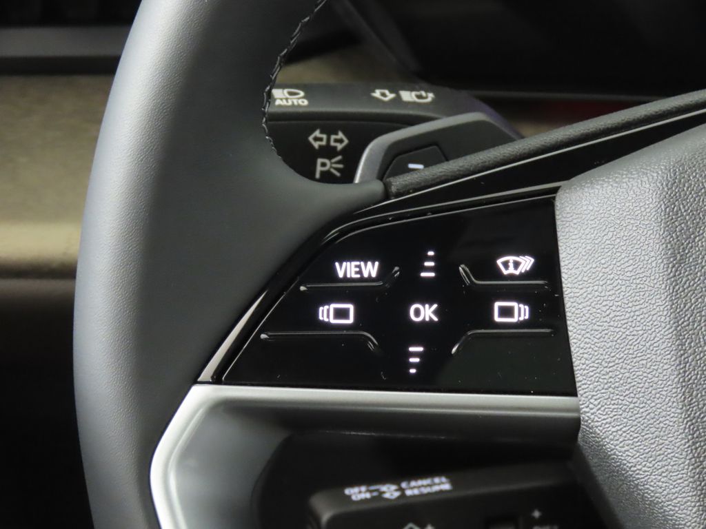 Thumbnail: 2025 Audi Q5 - 15