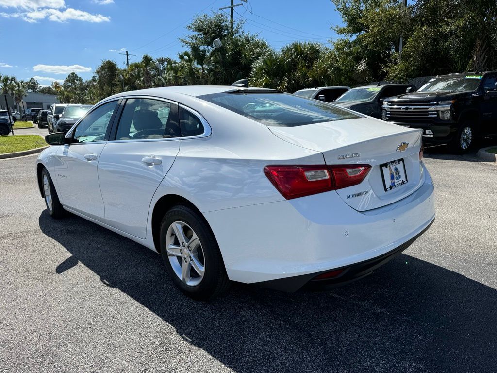 2025 Chevrolet Malibu LS 6