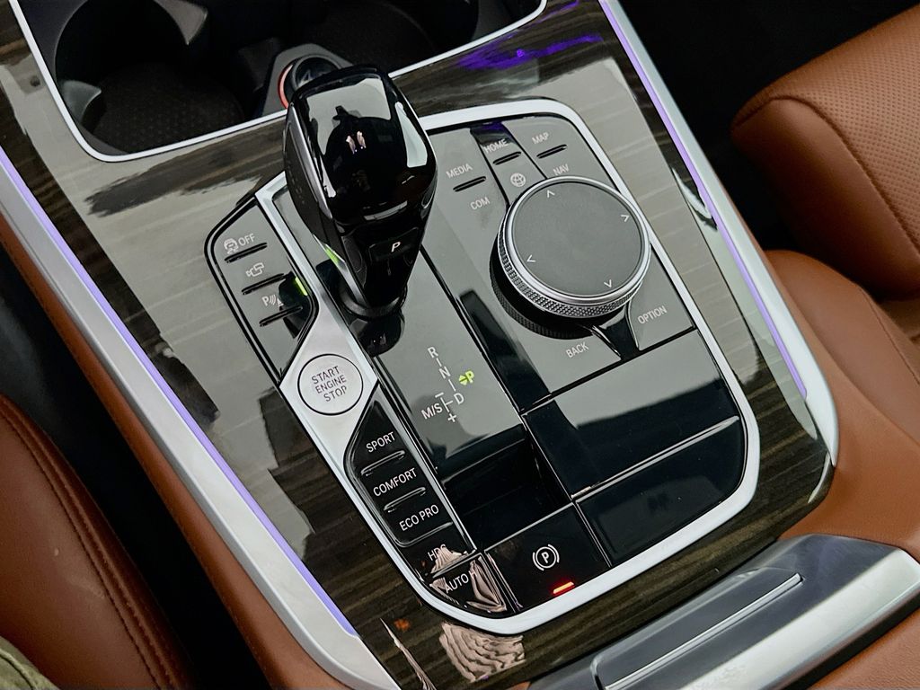 Thumbnail: 2023 BMW X5 - 17