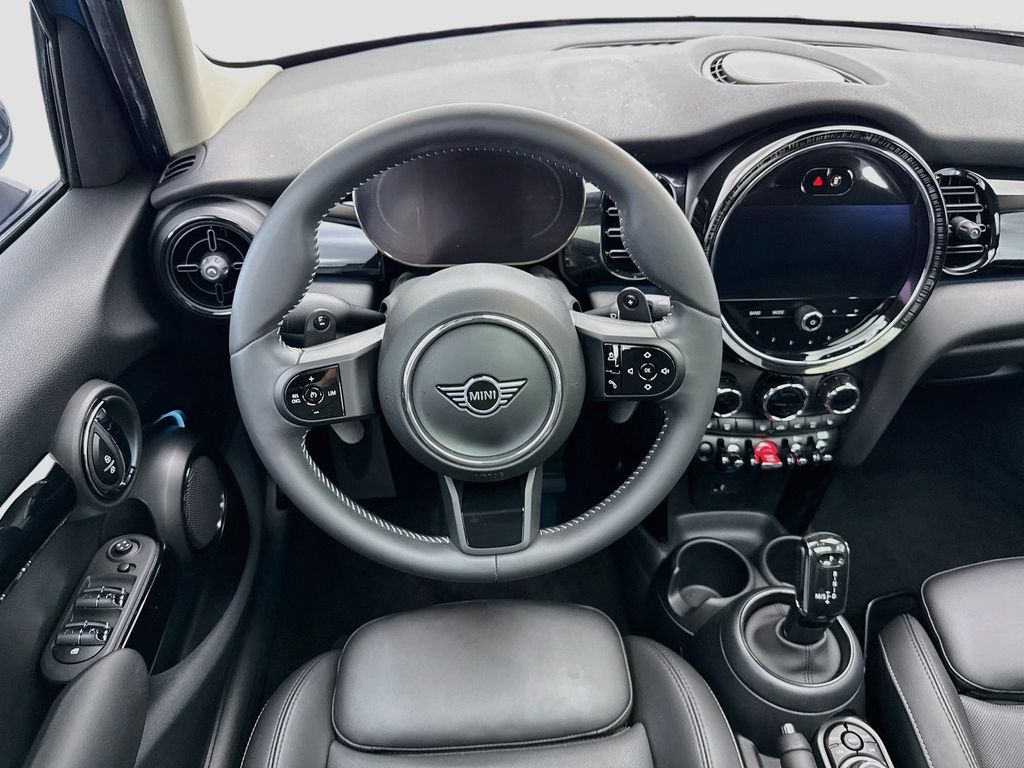 Thumbnail: 2023 MINI Cooper - 14