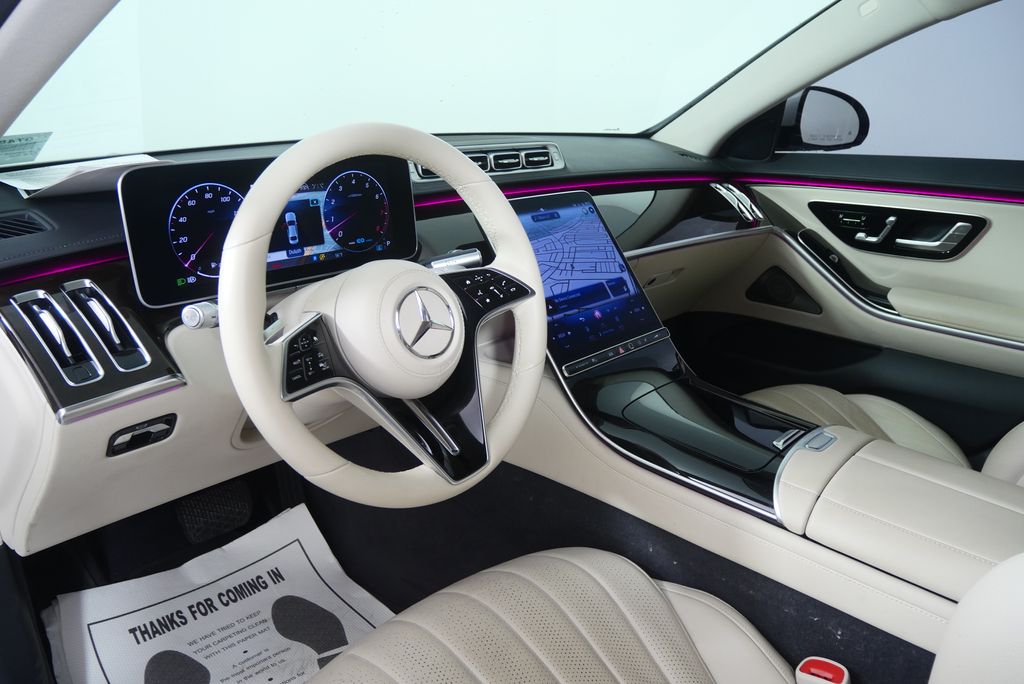 Thumbnail: 2022 Mercedes-Benz S-Class - 12