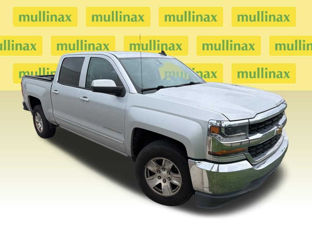 2018 Silver Ice Metallic Chevrolet Silverado 1500 LT RWD Truck
