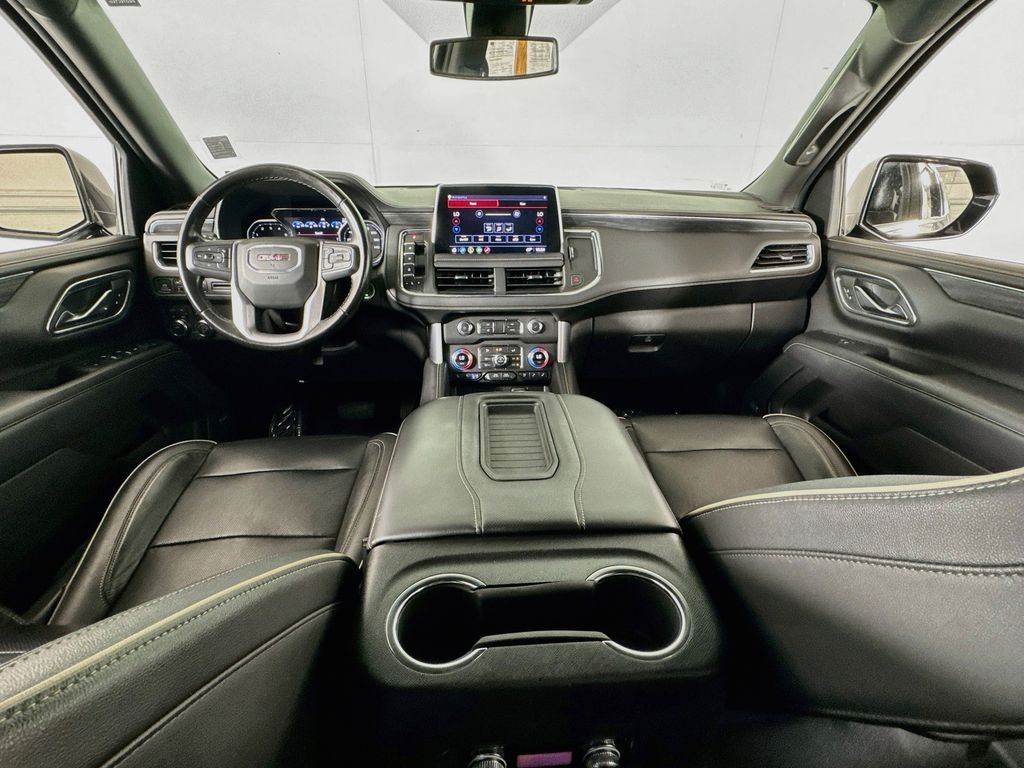 2021 GMC Yukon SLT - Photo 30