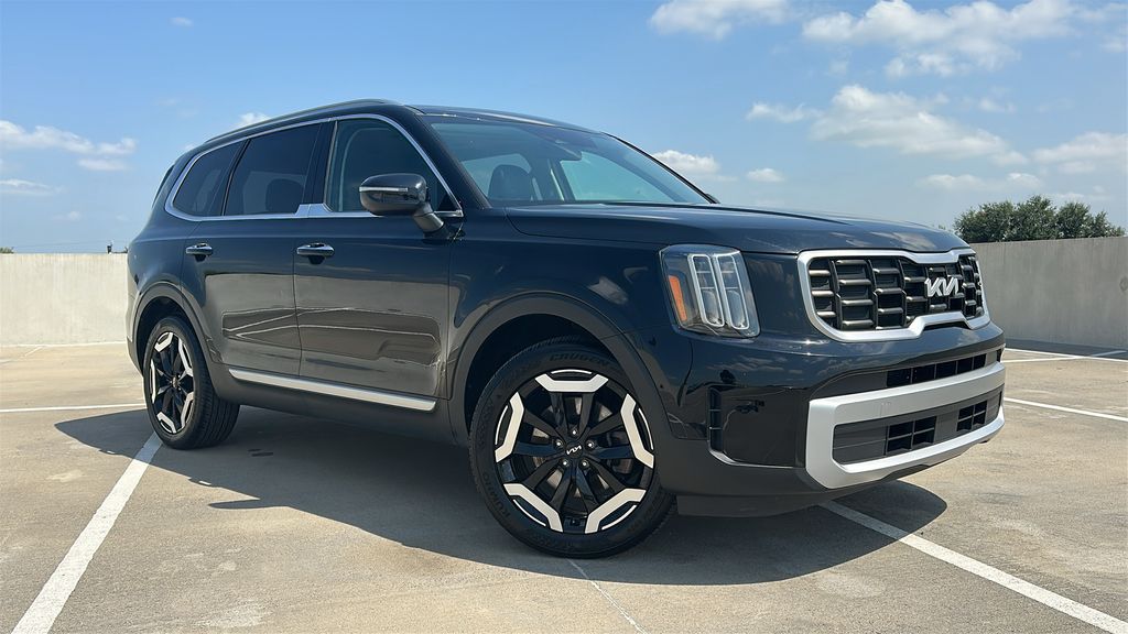 2025 Kia Telluride S Black at Baytown Hyundai