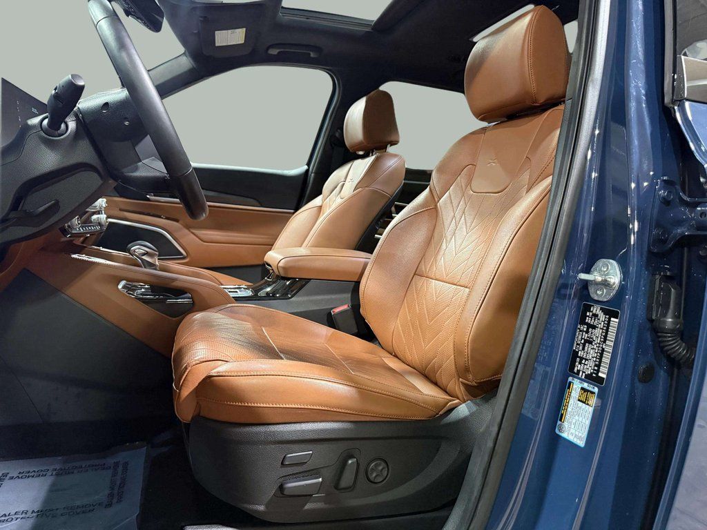 Used 2023 Midnight Lake Blue Kia SX-Prestige X-Line image 5