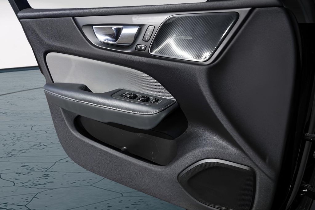 Used Car 2022 Volvo S60  B5 R-design For Sale Under $25,000 In Austin, Texas