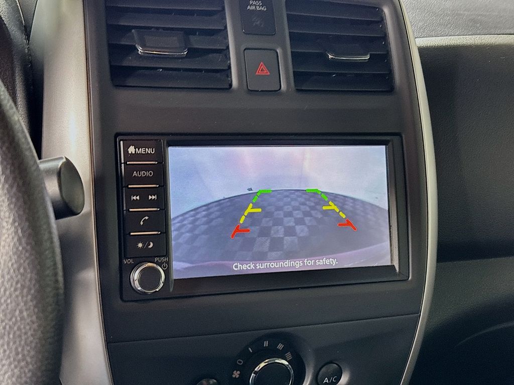 2019 Nissan Versa 1.6 SV