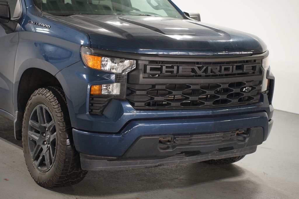 Thumbnail: 2023 Chevrolet Silverado 1500 - 4