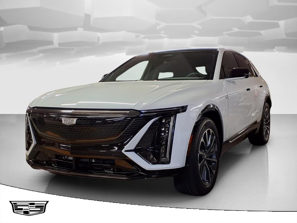 Vibrant White Tricoat 2026 Cadillac LYRIQ SUV / Crossover Rear-Wheel Drive 1-Speed Automatic