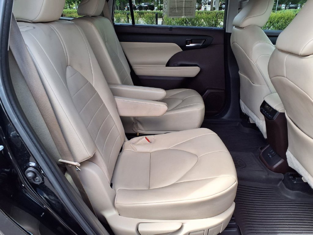 Used 2022 Toyota Highlander SUV