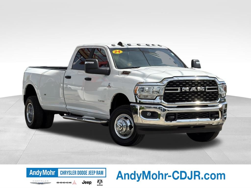 Bright White Clearcoat 2024 RAM 3500 Pickup Truck Four-Wheel Drive 6-Speed Automatic