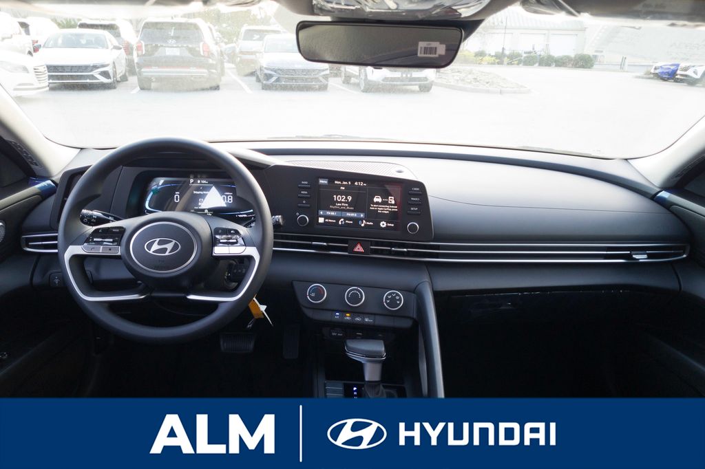 New 2026 Gray Hyundai SE image 20