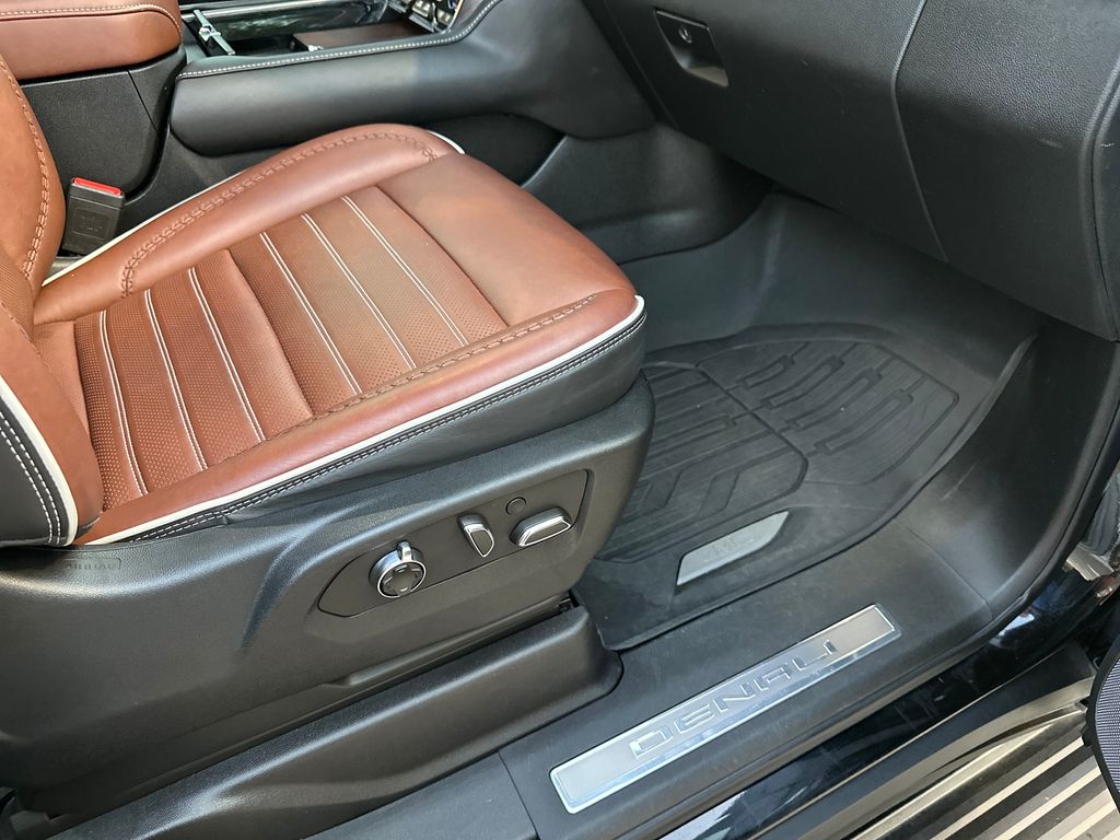 Used Car 2023 Gmc Yukon Xl  Denali Ultimate For Sale Under $70,000 In Austin, Texas