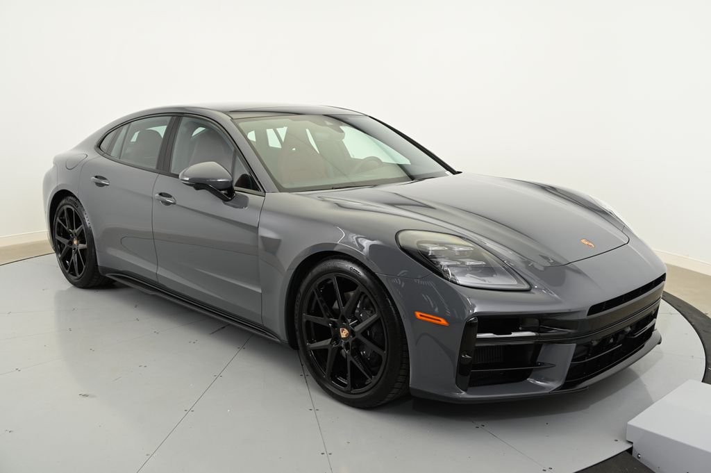 Thumbnail: 2025 Porsche Panamera - 8
