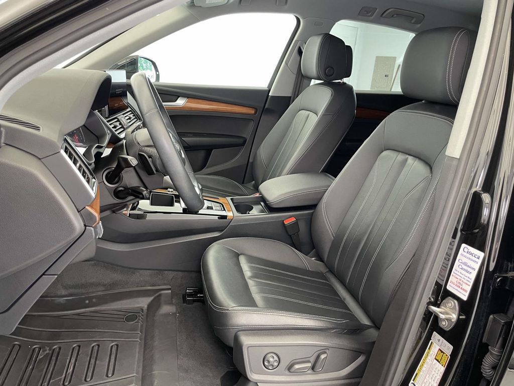 2023 Audi Q5 45 S line Premium - 4