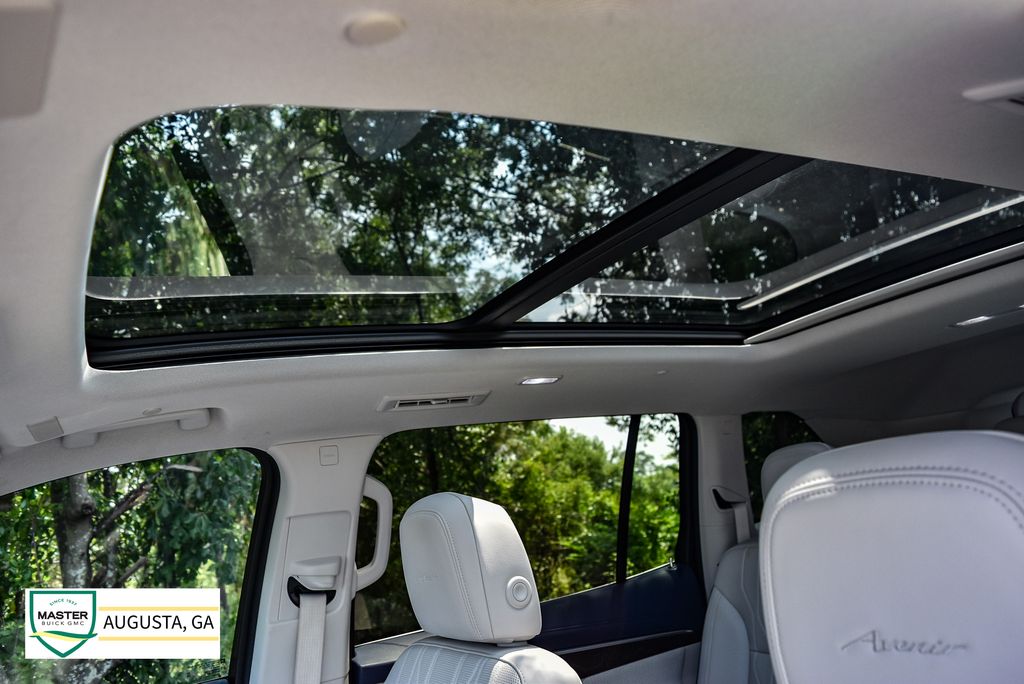 Used 2025 Buick Enclave SUV