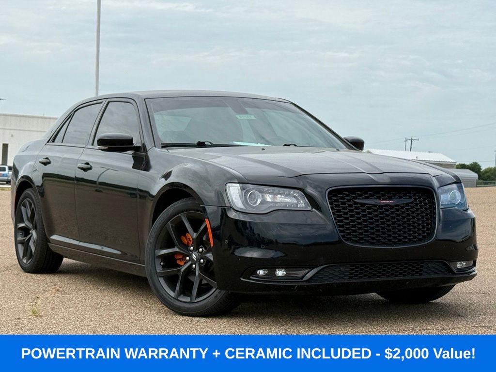 Gloss Black 2022 Chrysler 300 Sedan Rear-Wheel Drive 8-Speed Automatic