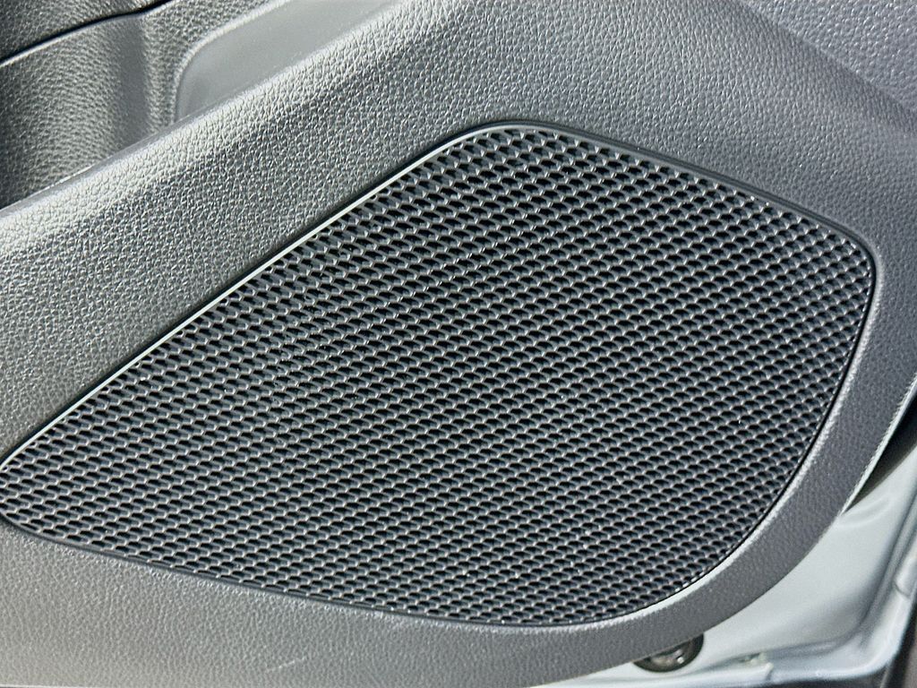 Thumbnail: 2025 Toyota Corolla Cross - 19