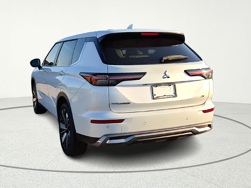 2026 Mitsubishi Outlander SE - 4