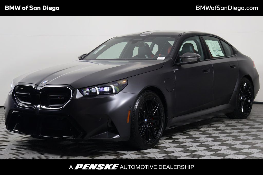 Thumbnail: 2026 BMW M5 - 1