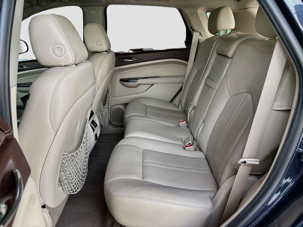 Thumbnail: 2015 Cadillac SRX - 21