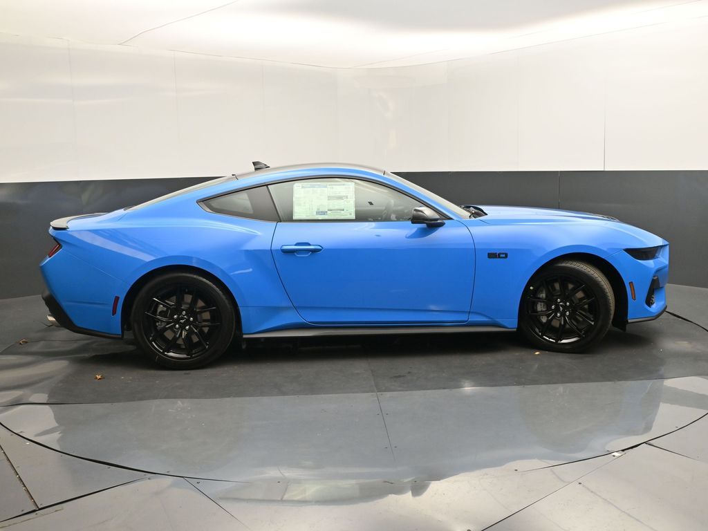 2025 Ford Mustang GT Premium Fastback