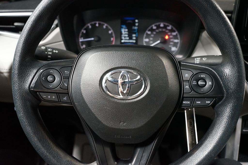 Thumbnail: 2023 Toyota Corolla Cross - 12