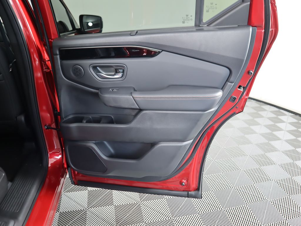 Thumbnail: 2025 Honda Pilot - 29