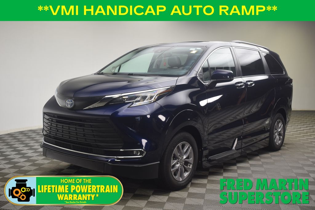 used 2022 Toyota Sienna car, priced at $63,000