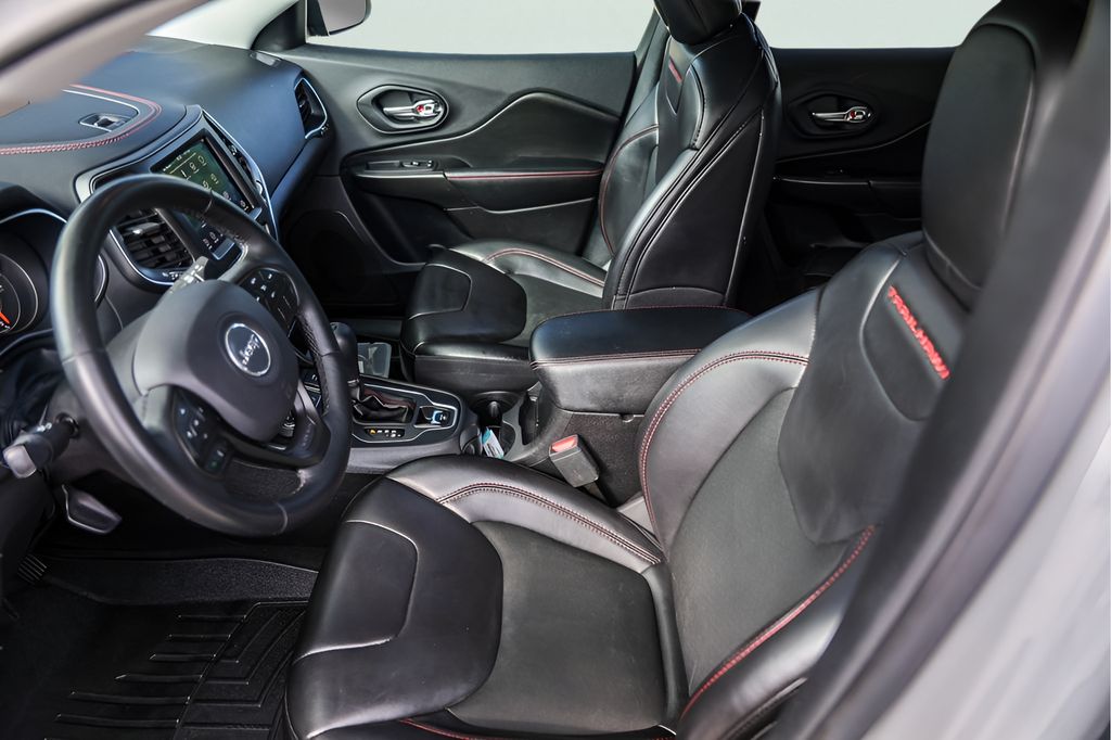 Used Car 2019 Jeep Cherokee  Trailhawk For Sale Under $20,000 In Austin, Texas