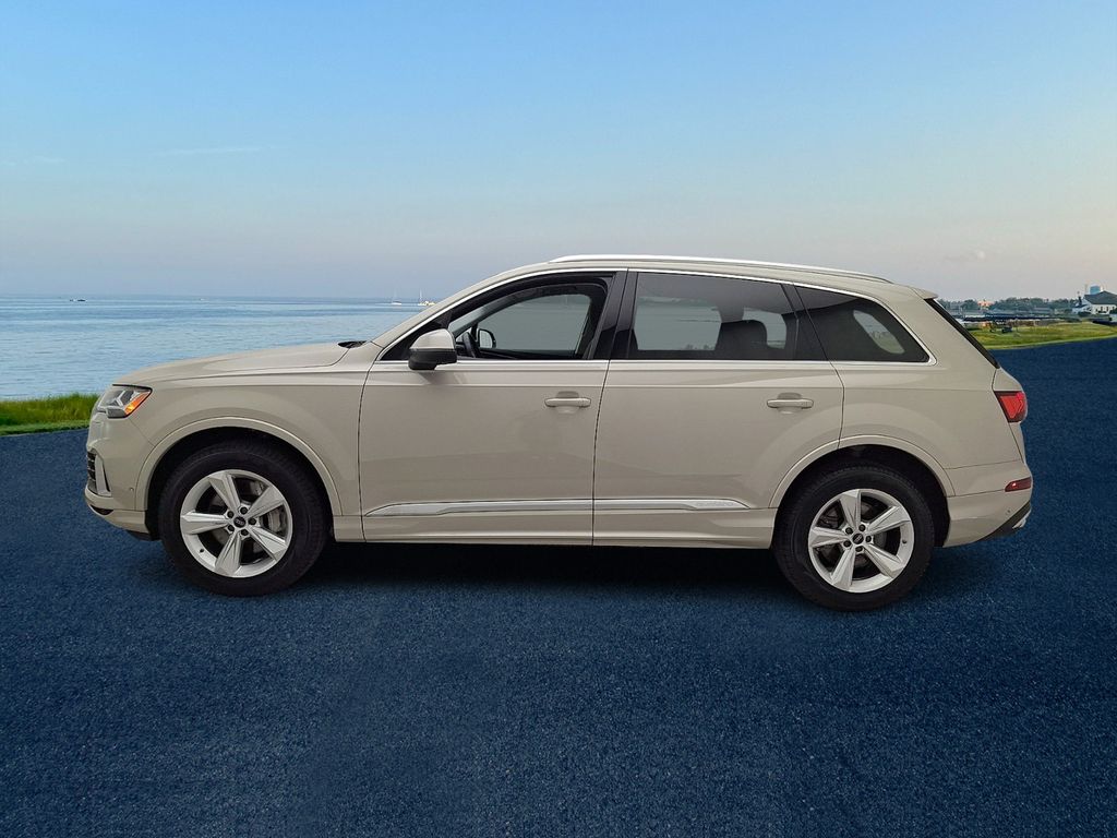 Thumbnail: 2023 Audi Q7 - 7