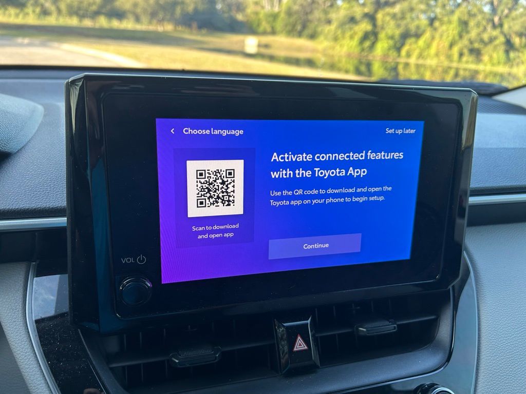 Thumbnail: 2023 Toyota Corolla Cross - 23