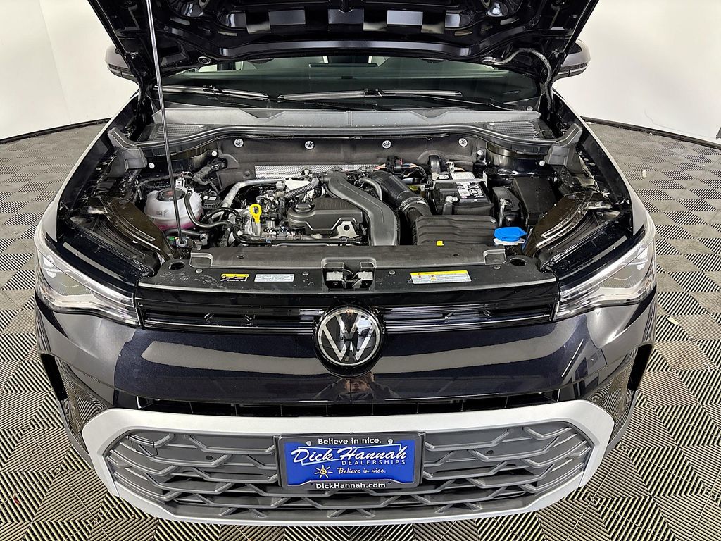 2025 Volkswagen Taos 1.5T SE