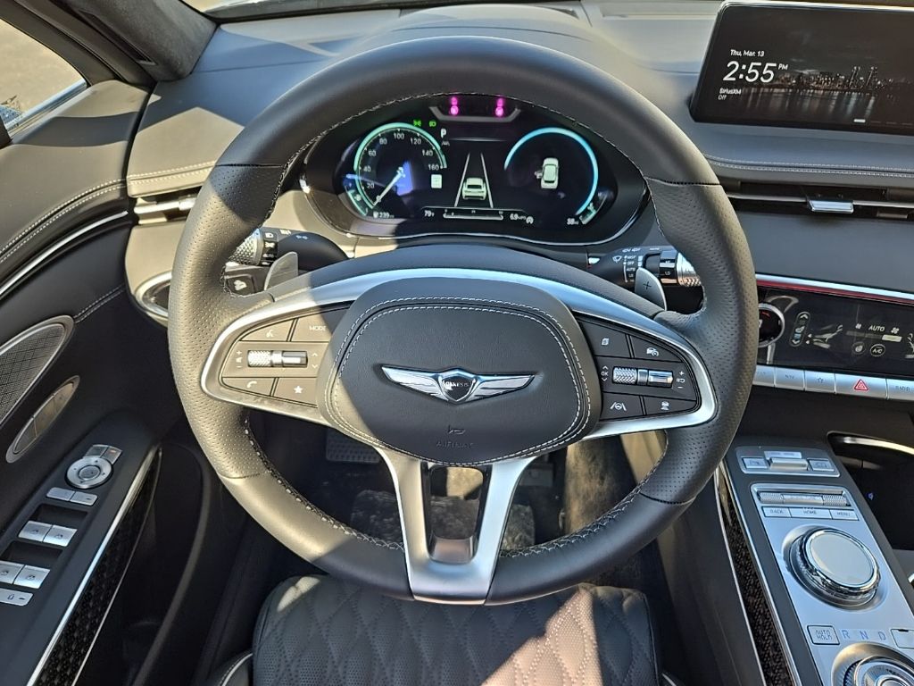 2025 Genesis GV70  29