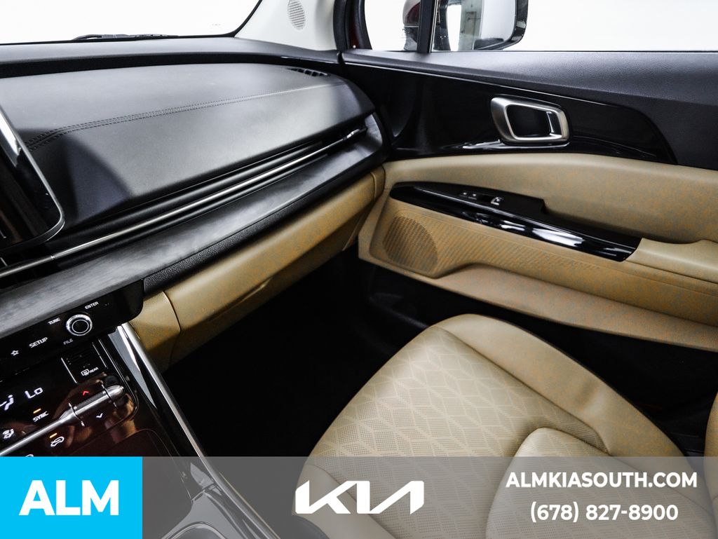 2024 Kia Carnival EX photo 38