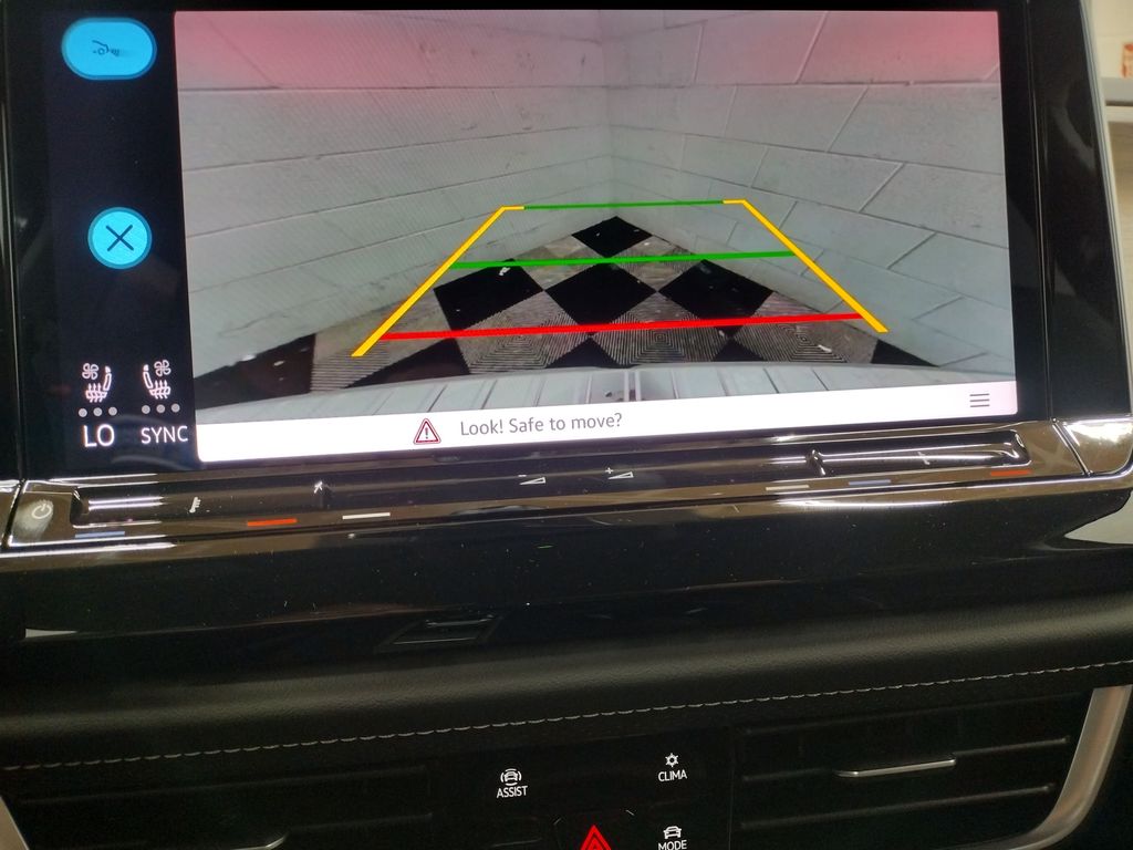 2025 Volkswagen Atlas 2.0T SE