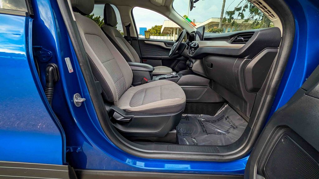 Used 2022 Ford Escape SE 4D Sport Utility