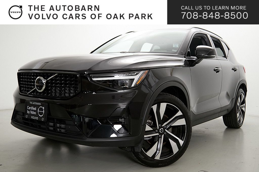 Onyx Black Metallic 2023 Volvo XC40 SUV / Crossover All-Wheel Drive Automatic