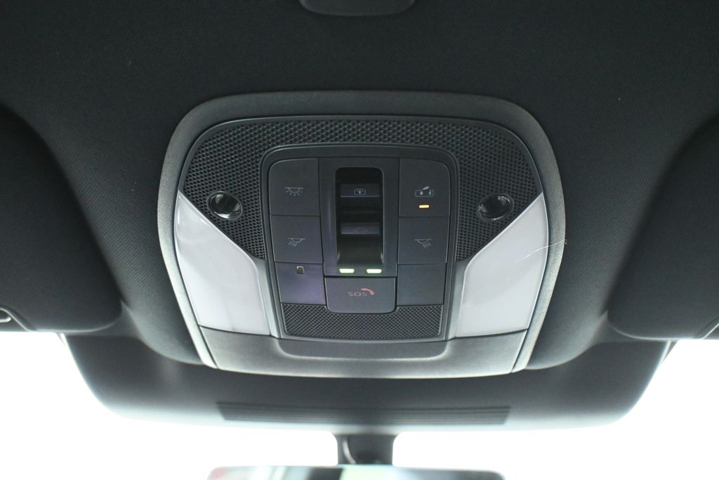 Thumbnail: 2026 INFINITI QX60 - 16