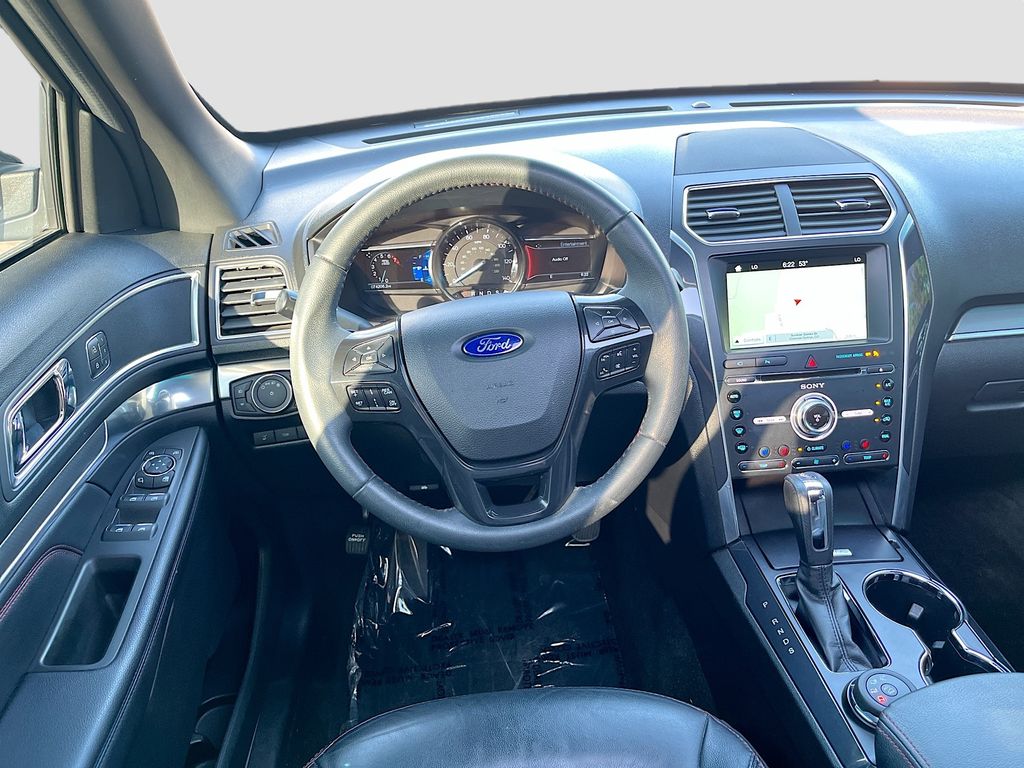 Used 2017 Quartz Metallic Ford Sport image 23