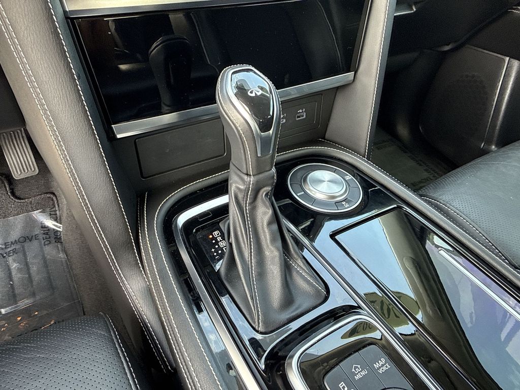 Thumbnail: 2022 INFINITI QX80 - 20