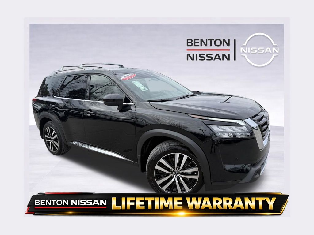 2025 Nissan Pathfinder Platinum FWD