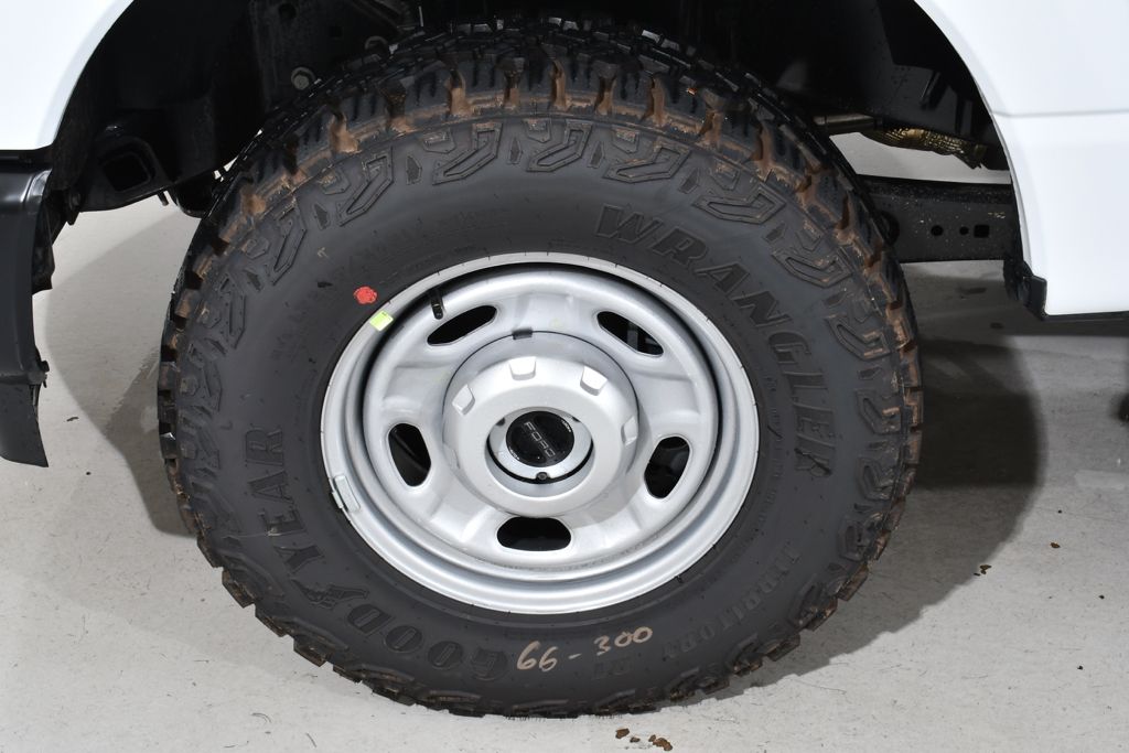 New 2026 White Ford XL image 23