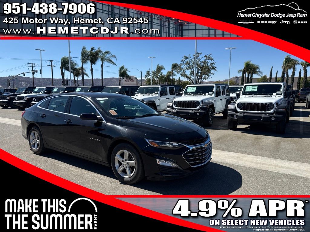Mosaic Black Metallic 2023 Chevrolet Malibu Sedan Front-Wheel Drive Continuously Variable Transmission