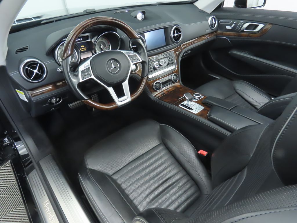 Thumbnail: 2013 Mercedes-Benz SL-Class - 17
