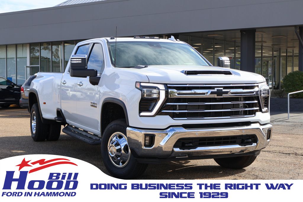 2024 Chevrolet Silverado 3500HD LTZ Crew Cab 4WD