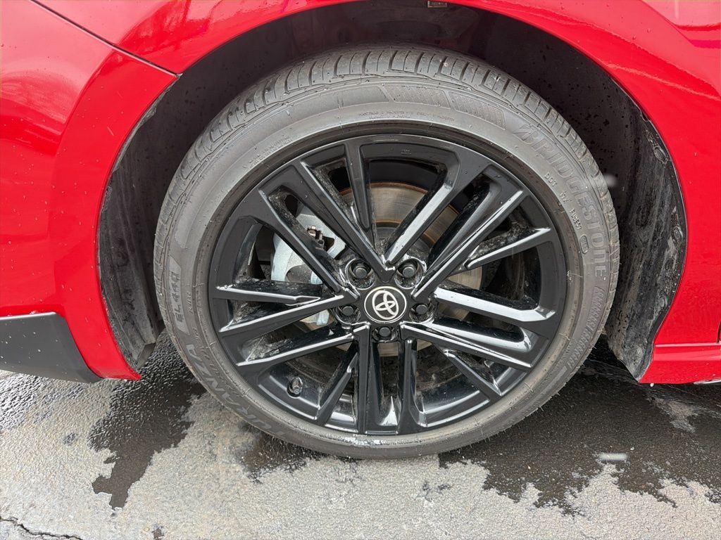 Thumbnail: 2025 Toyota Camry - 10