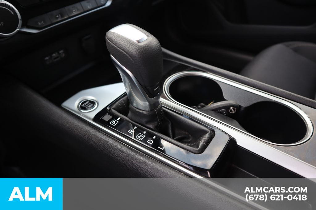 Used 2024 Black Nissan 2.5 SV image 32
